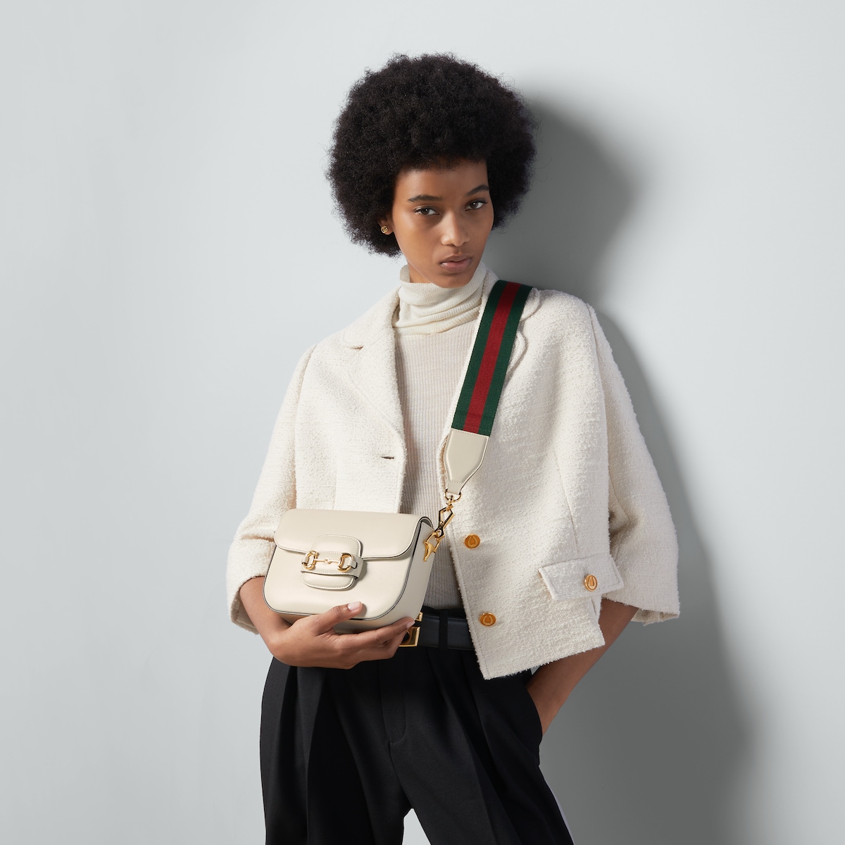 極美品♡ グッチ ノーカラー ロングコート ロゴプレート ホースビット 白 グッチ ホースビット 1955〕スモール ショルダーバッグ ・ホワイト