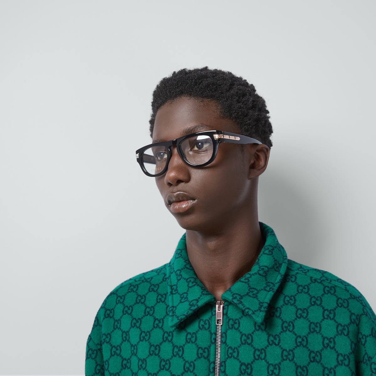 GUIZIO クルーネック ブラック Oval optical frame in black | GUCCI® US