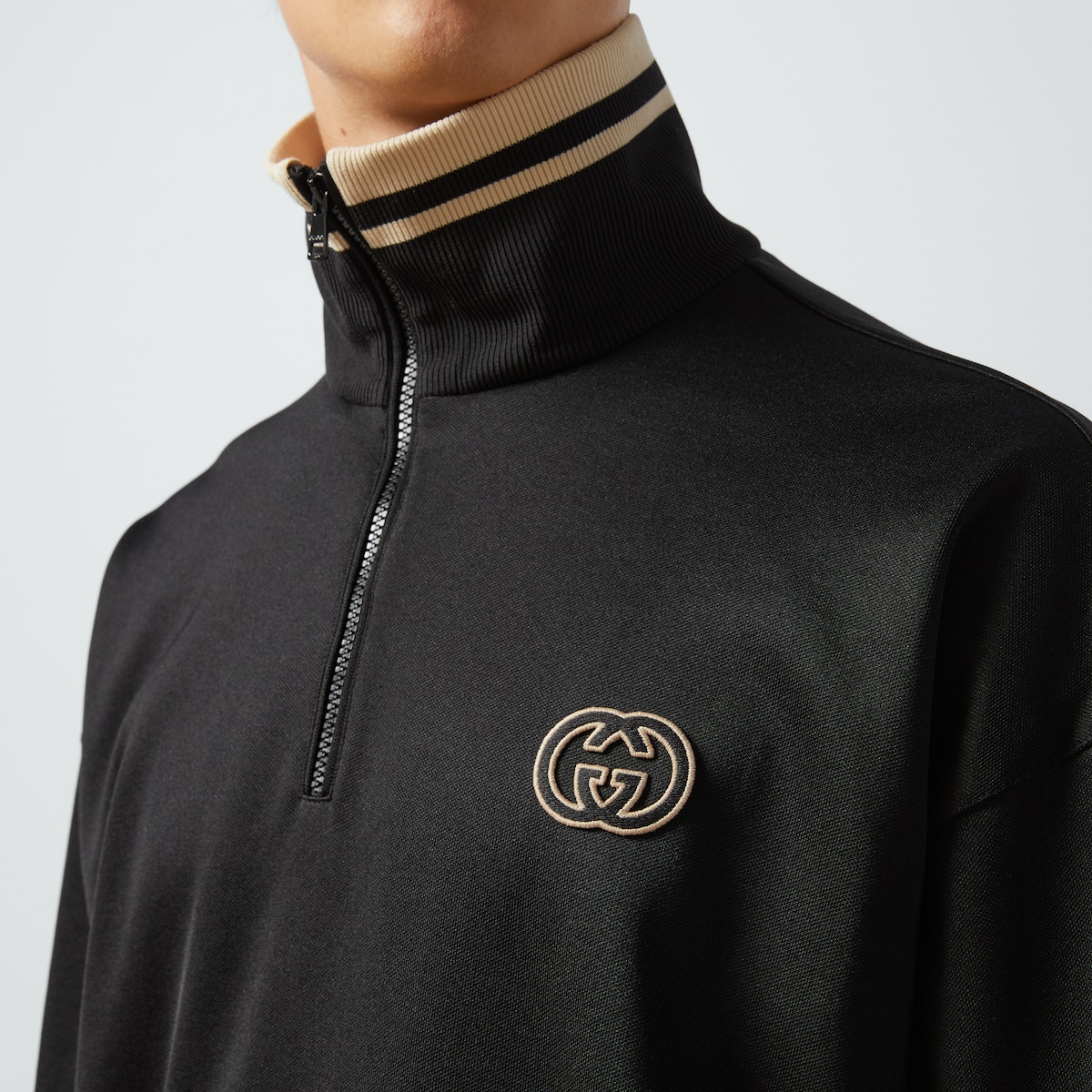 Technical jersey half zip jacket