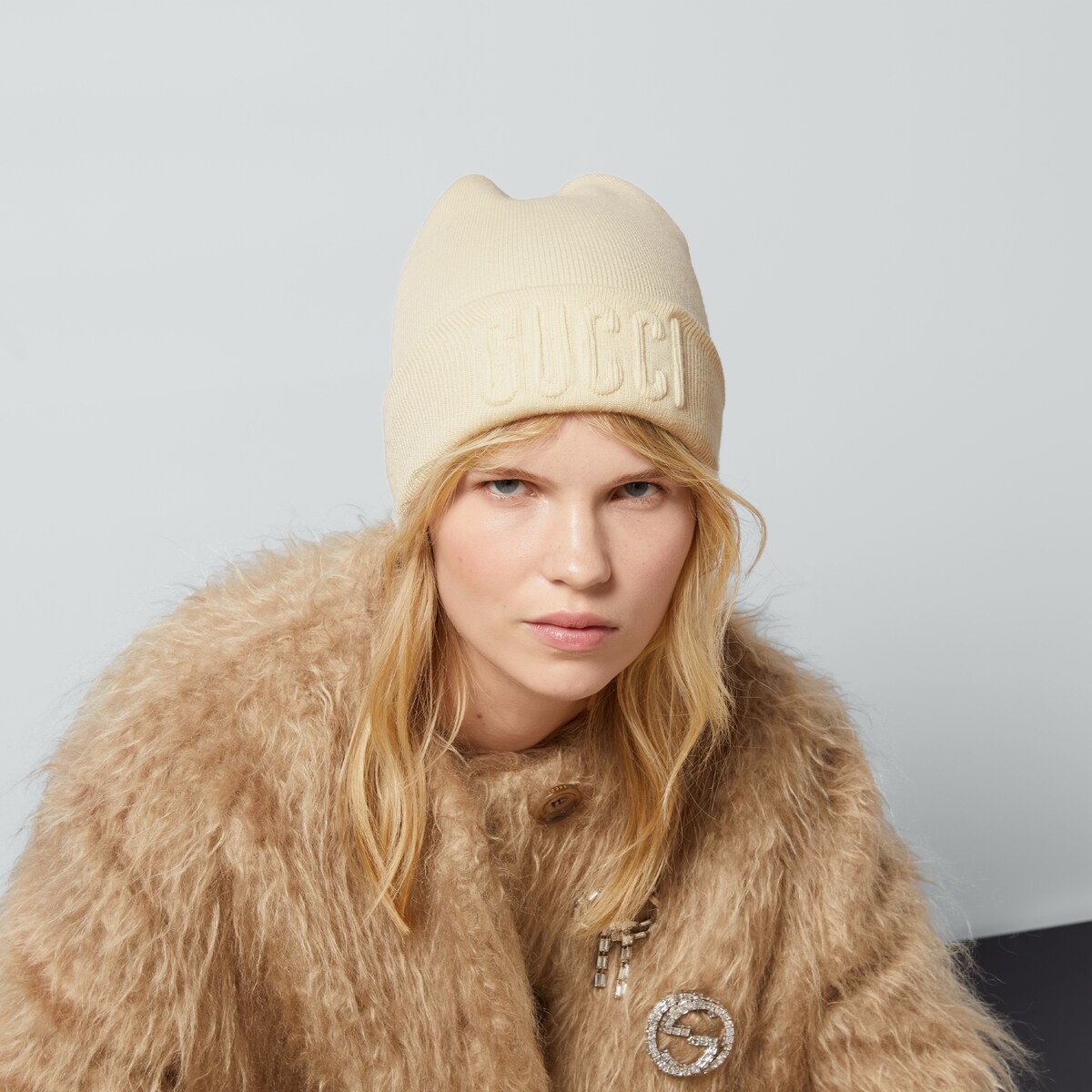 White gucci cheap winter hat