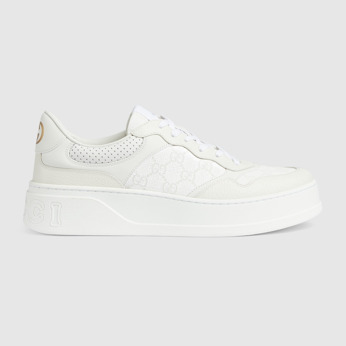 美品　GUCCI シグネチャープリントスニーカー ホワイト 美品 GUCCI シグネチャープリントスニーカー ホワイト