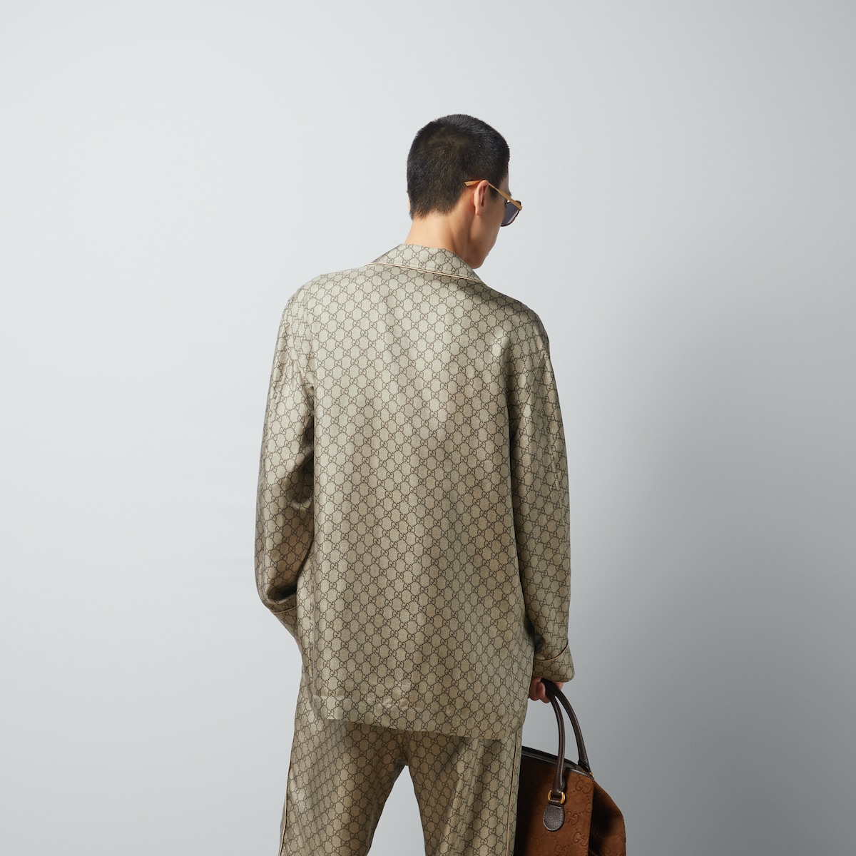 GG printed silk shirt in beige and ebony | GUCCI® US