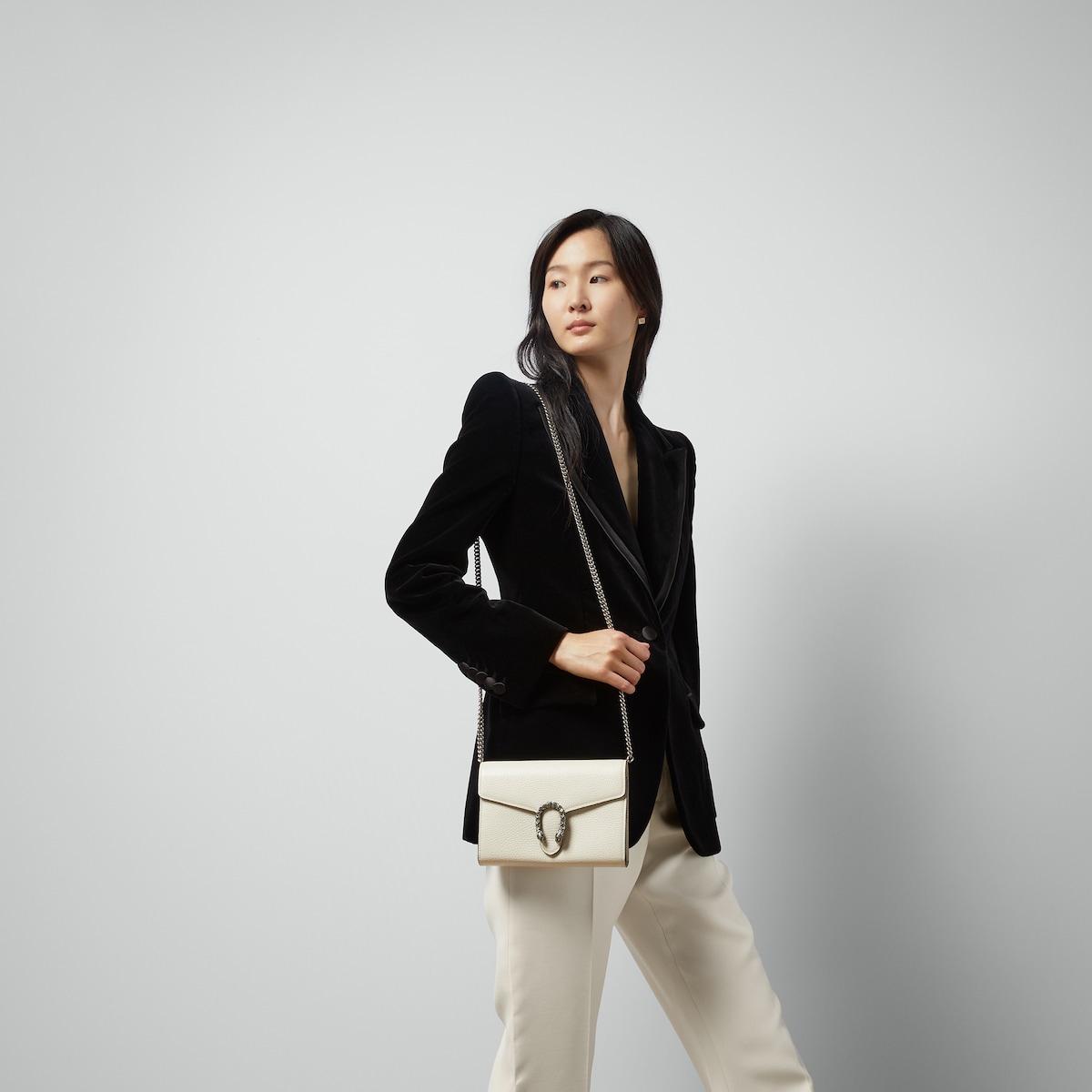 グッチ ディオニュソス レザー ミニ チェーンバッグ 401231 ウォレット Dionysus wallet on chain in white leather | GUCCI® US