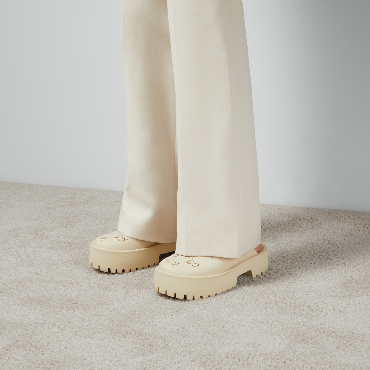 GUCCI Women s Platform Sandal With Perforated G White Rubber