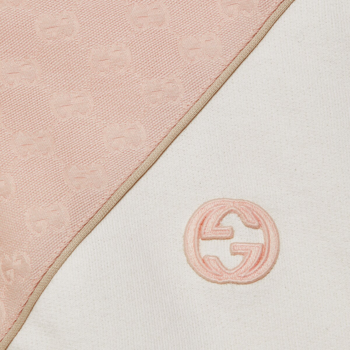 Cotton jersey zip sweatshirt with patch in off white and pink