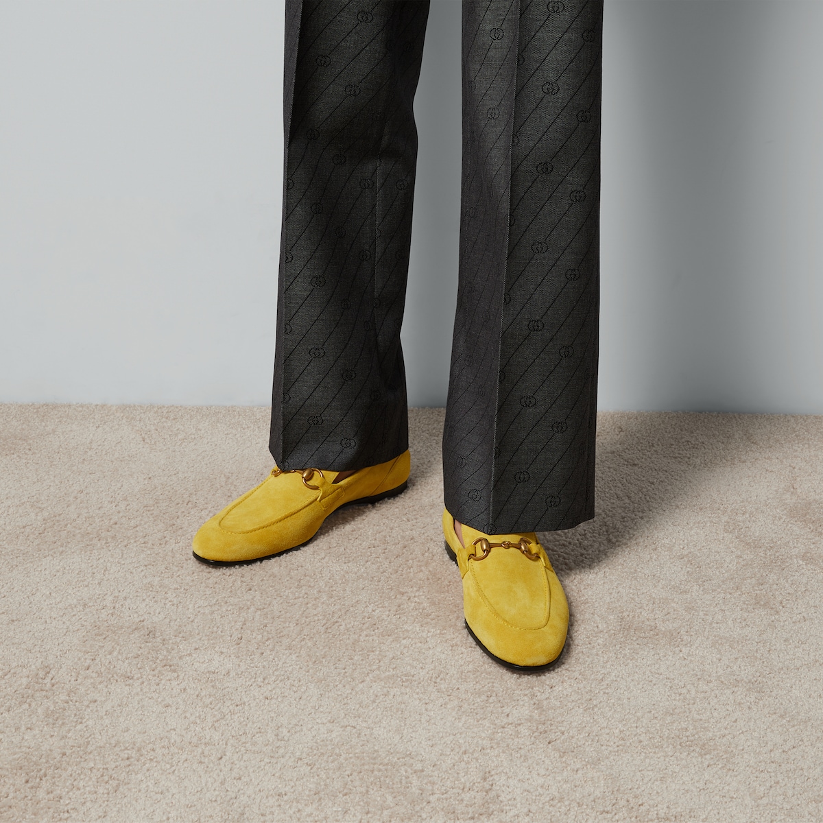 SA Men s Gucci Jordaan loafer in bright yellow suede