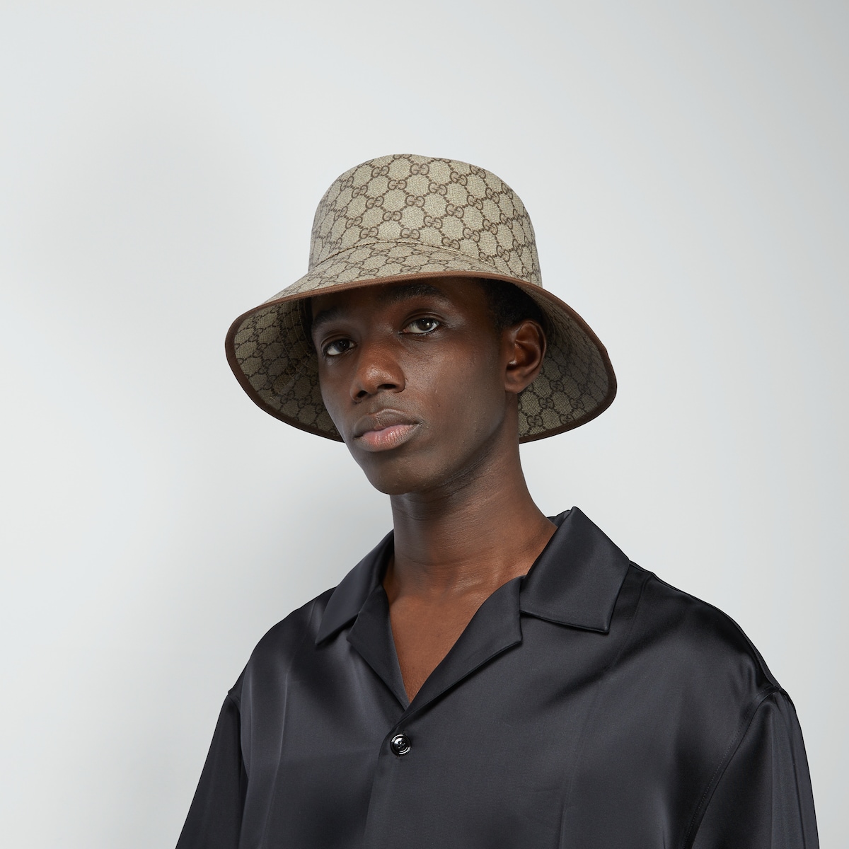 GG Supreme fedora in beige and ebony GUCCI IE