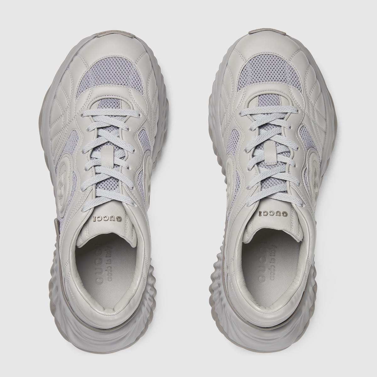 Gucci Ripple Herrensneaker in graues Leder | GUCCI® DE