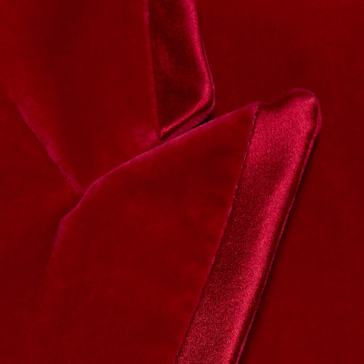 673899_ZAHW8_6487_007_100_0000