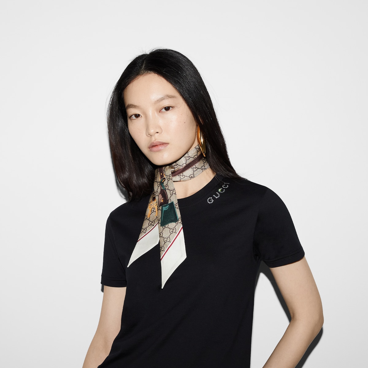 Printed silk twill neck bow in beige and ebony GG | GUCCI® US