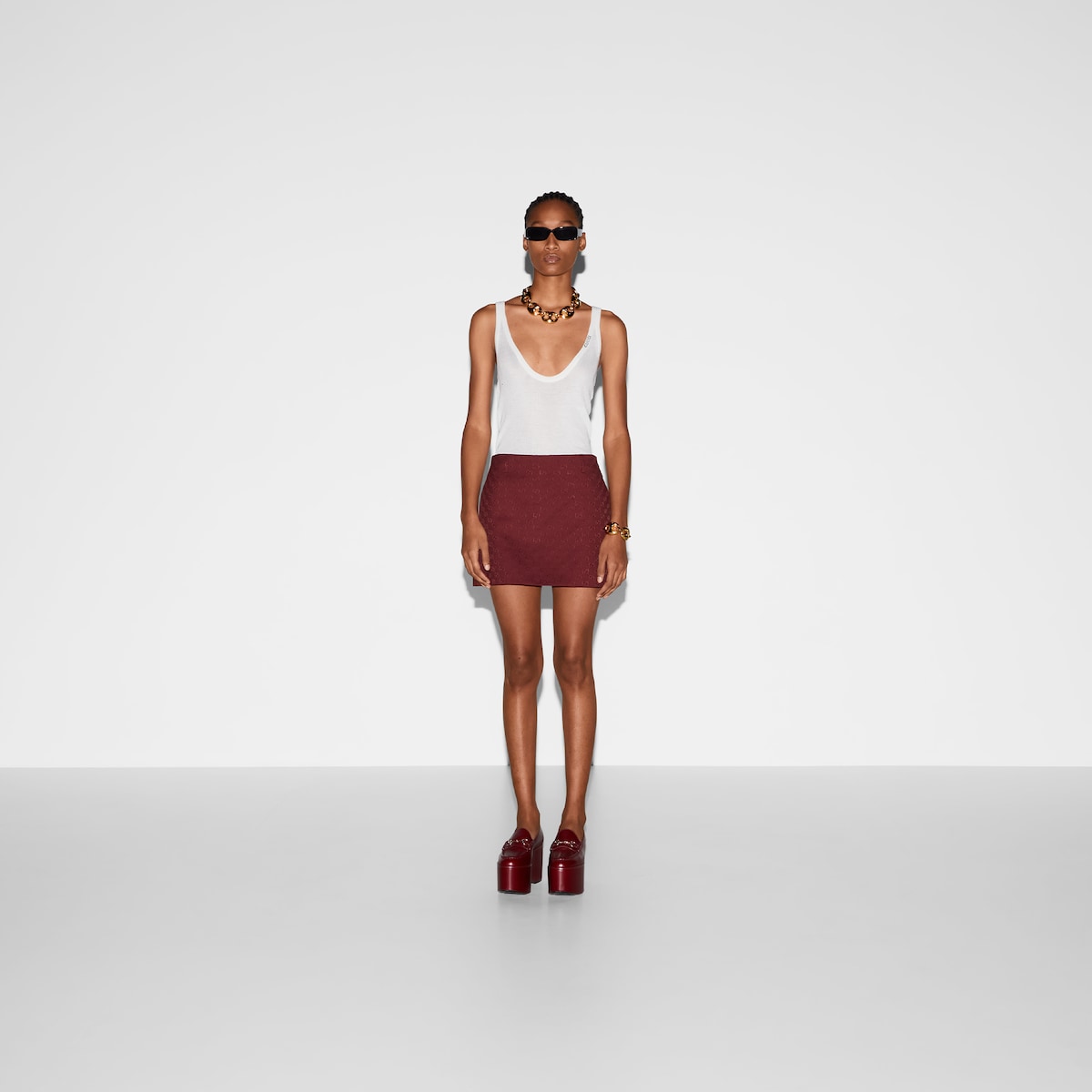 Original GG canvas mini skirt in Gucci Rosso Ancora | GUCCI® US