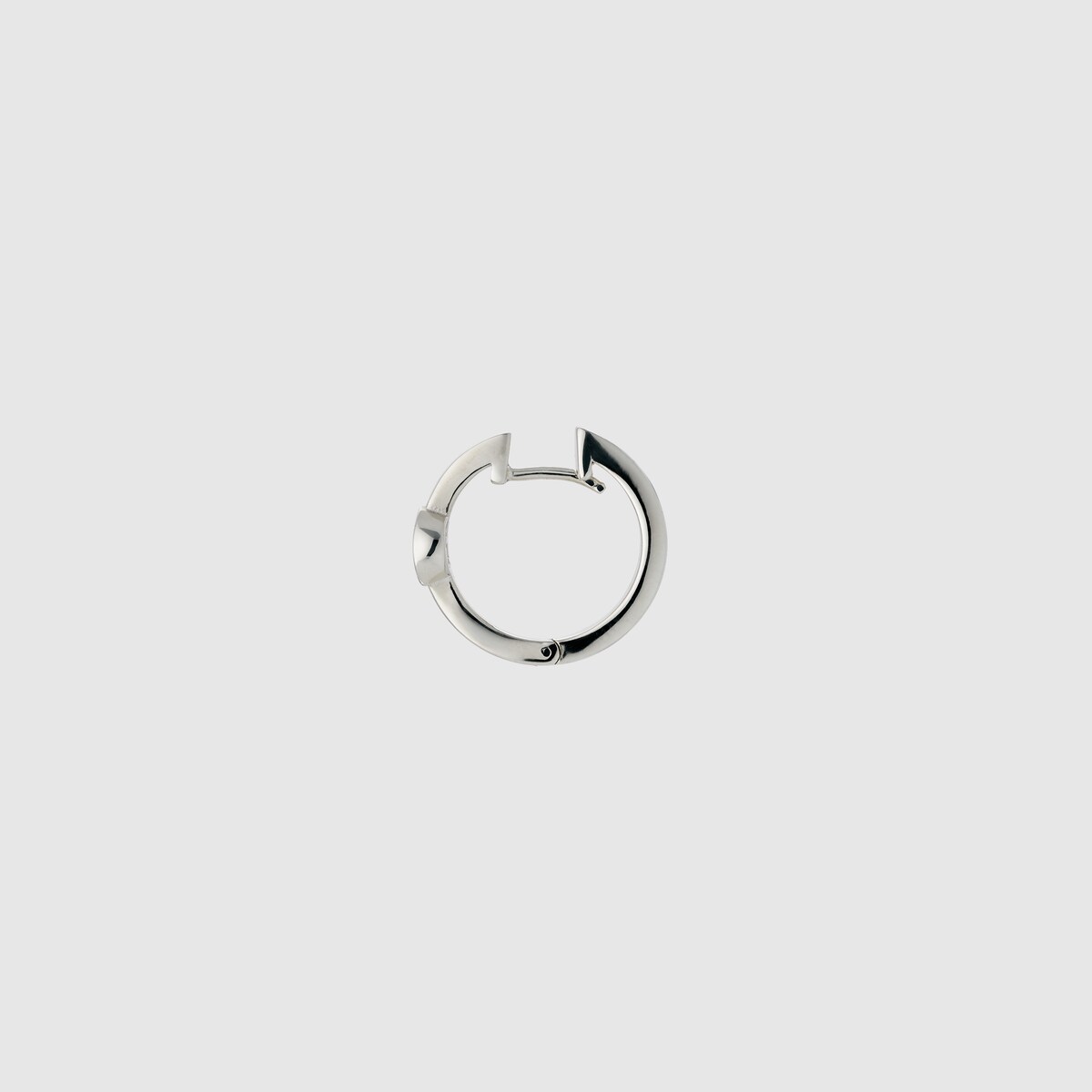 Interlocking G sterling silver hoop earrings in silver