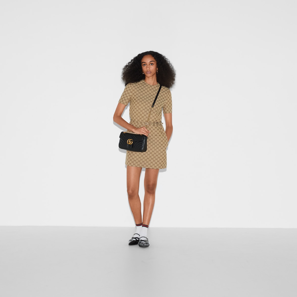 Sac a epaule petite taille a motif GG Marmont en cuir noir GUCCI FR