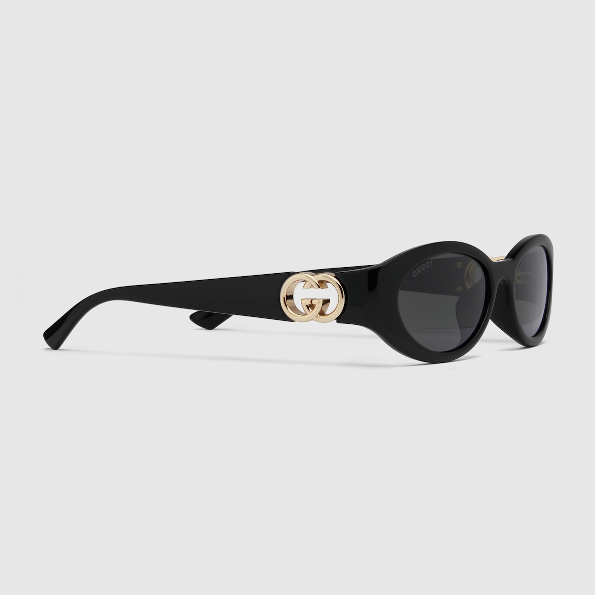 Lunettes de soleil ovales en noir GUCCI FR