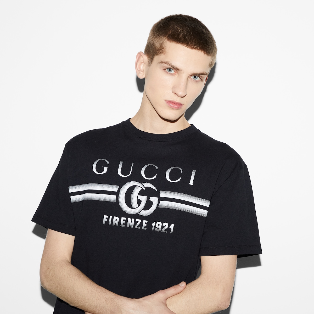 GUCCI プリント コットンジャージー Tシャツ ・ブラック | GUCCI公式
