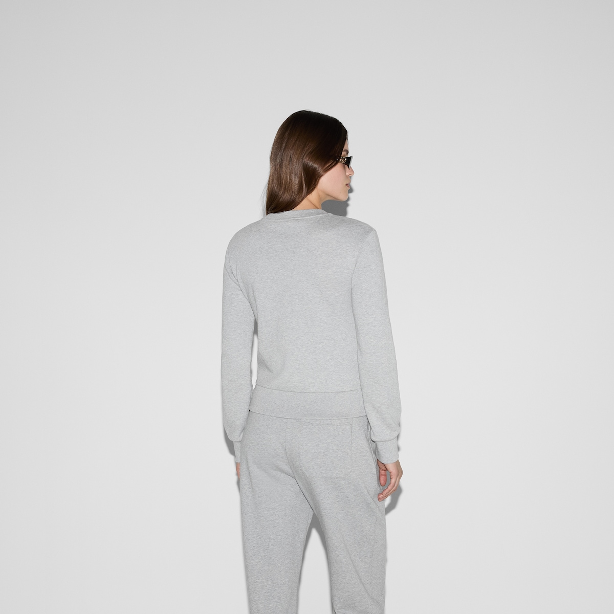 GUCCI アイボリー スウェットワンピ Printed cotton jersey sweatshirt in white | GUCCI® US