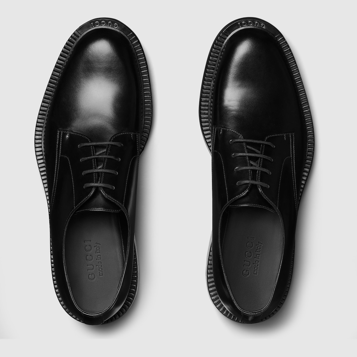 Men s lace up shoe in black leather GUCCI AE