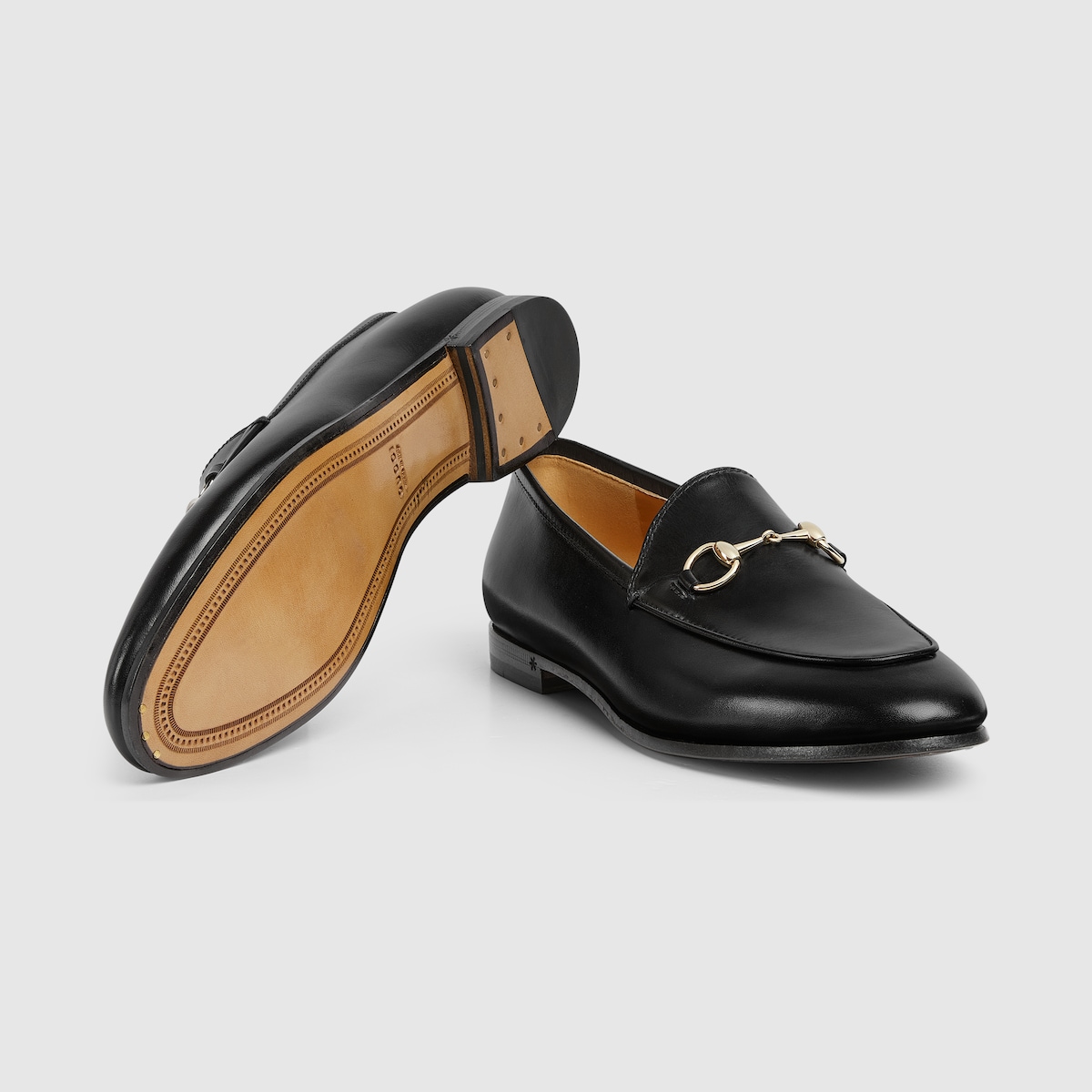 Gucci Jordaan Damenloafer in schwarzes Leder | GUCCI® DE