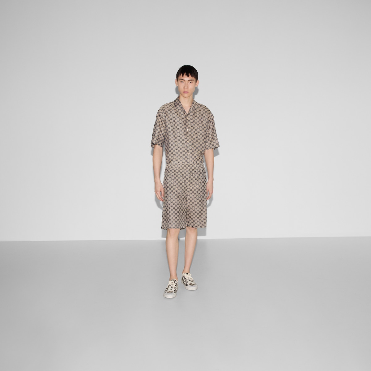 GUCCI GGロゴ ショートパンツ L ベージュ・ブラウン GUCCI GGロゴ ショートパンツ L ベージュ・ブラウン org.jpg