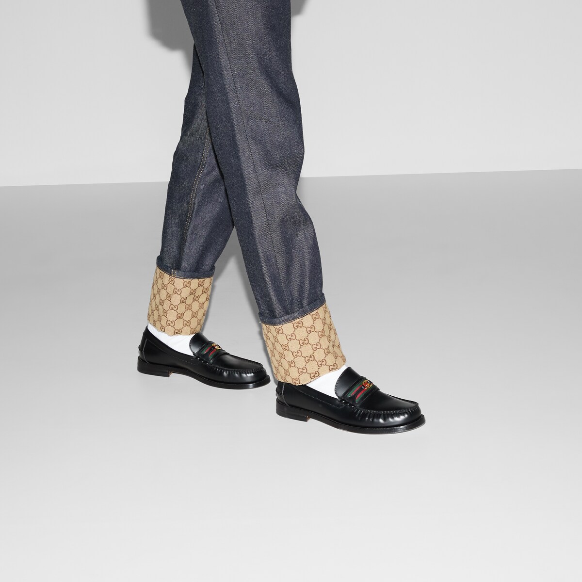 Men's Loafer With Double G In Black Leather | GUCCI® US