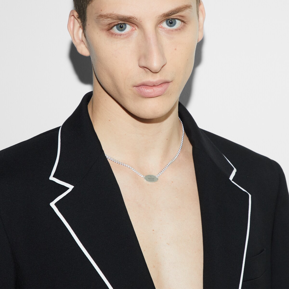 Gucci trademark silver necklace sales