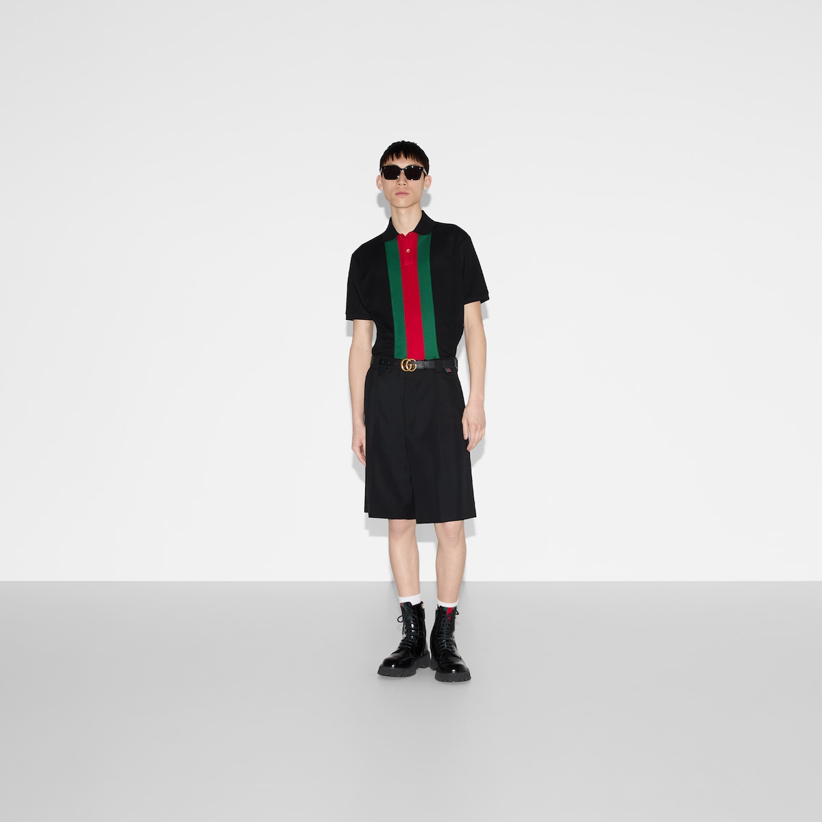 GUCCI（グッチ）テーラードジャケット 黒 サイズ:44(S位) メンズ |【公式】ブランド古着・中古通販はRAGTAG（ラグタグ）
