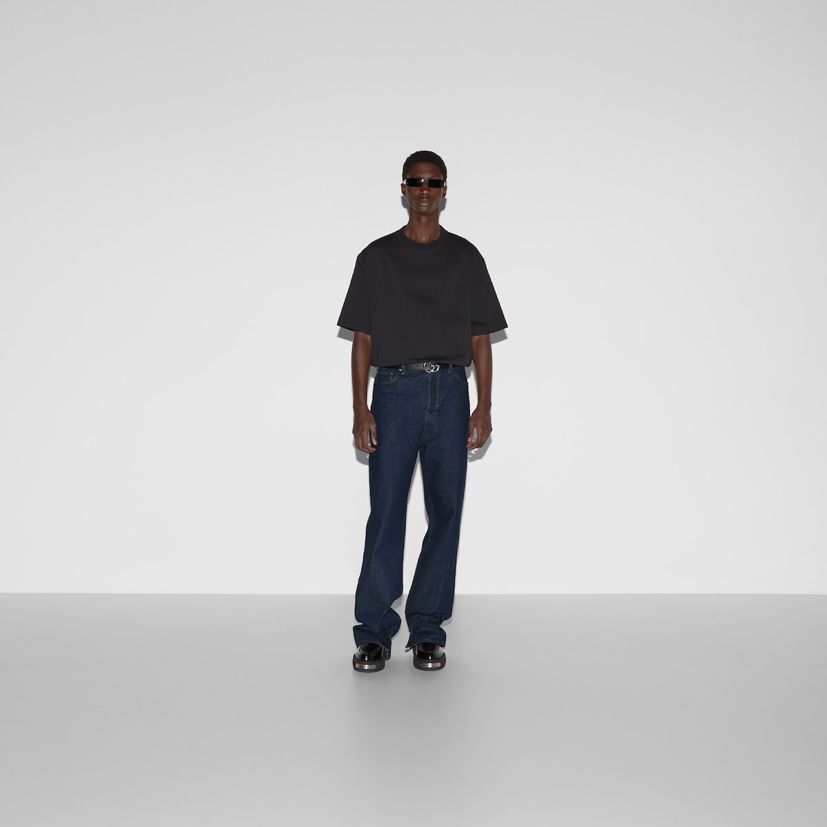 T-Shirt aus Baumwolljersey mit Stickerei in schwarz | GUCCI® DE