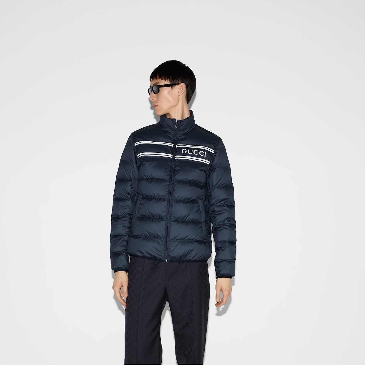 新品　Gucci パープル ダウンジャケット　ダウン　コート　40 ゴールド org.jpg