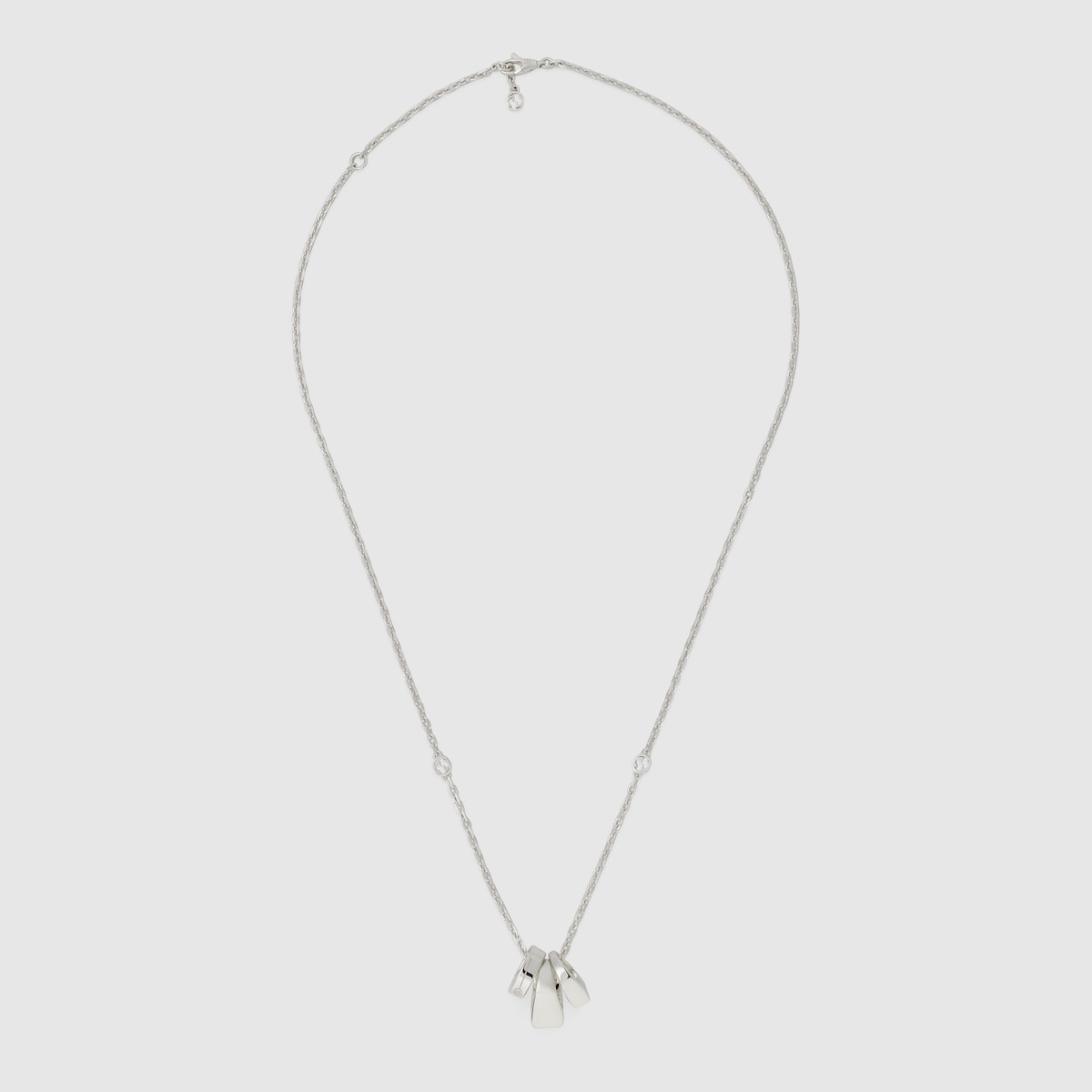 Diagonal Interlocking G necklace in 925 sterling silver | GUCCI® UK