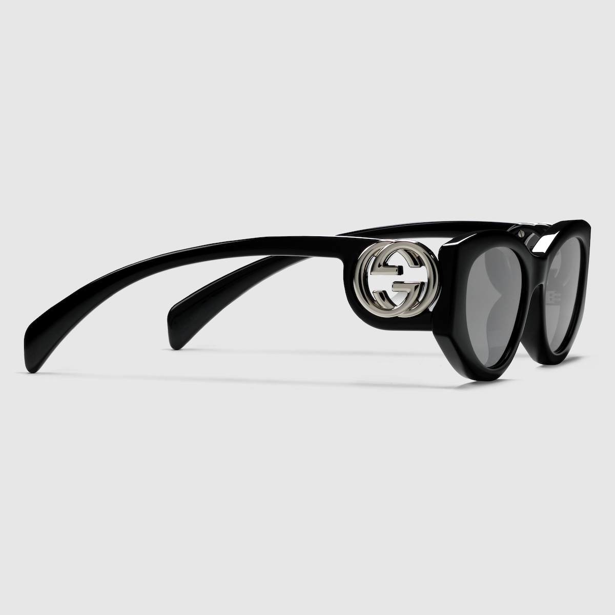 GUCCI キャットアイフレムサンクラス GG1779S 002 Gucci GG1779S women Black Cat Eye Sunglasses – Otticanet USA