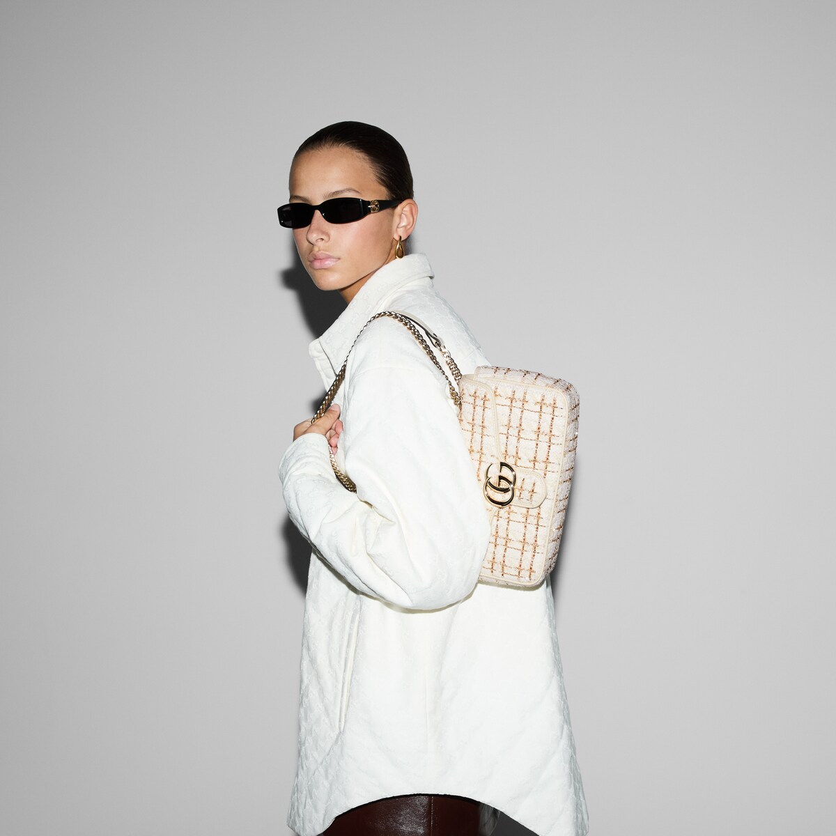 GG Marmont embroidered medium shoulder bag in ivory tweed