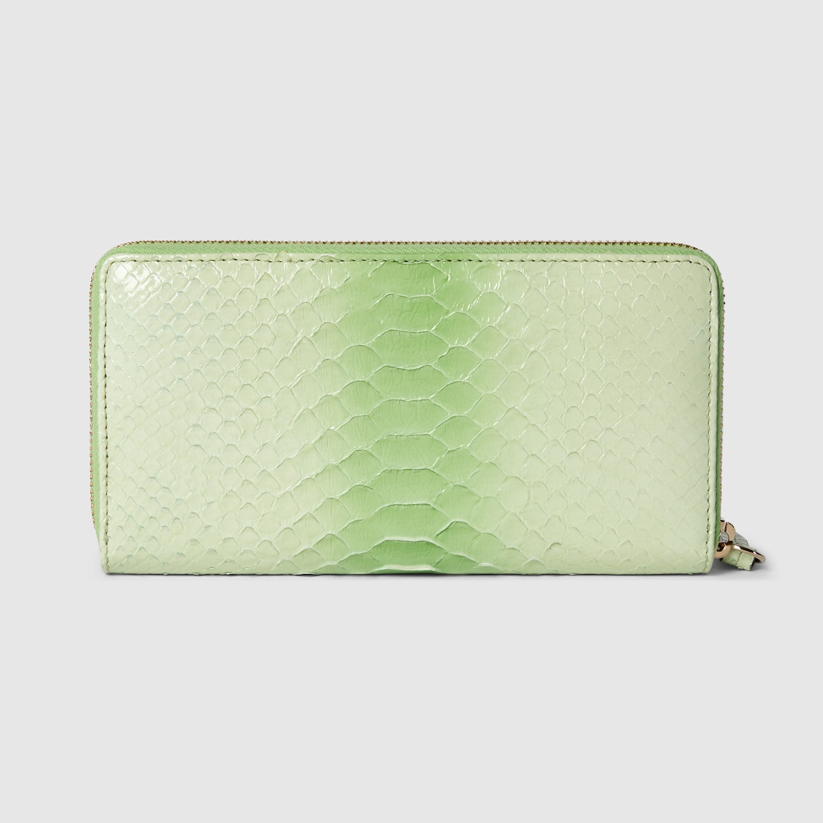 456117_EAA2O_8554_009_100_0033