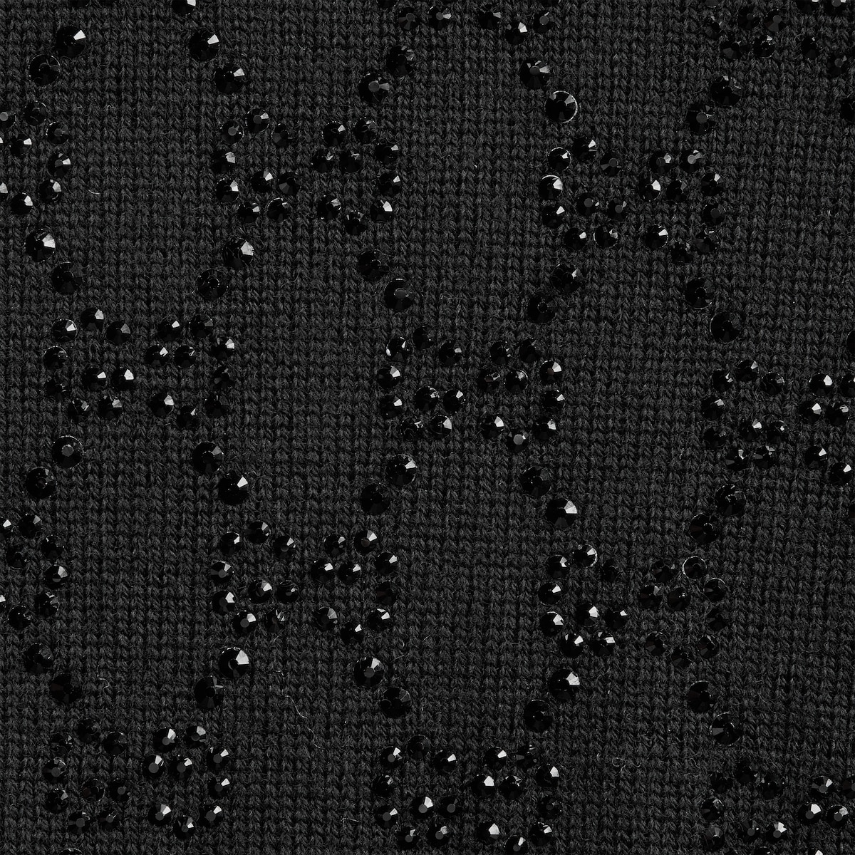 Fine wool GG crystal top in black