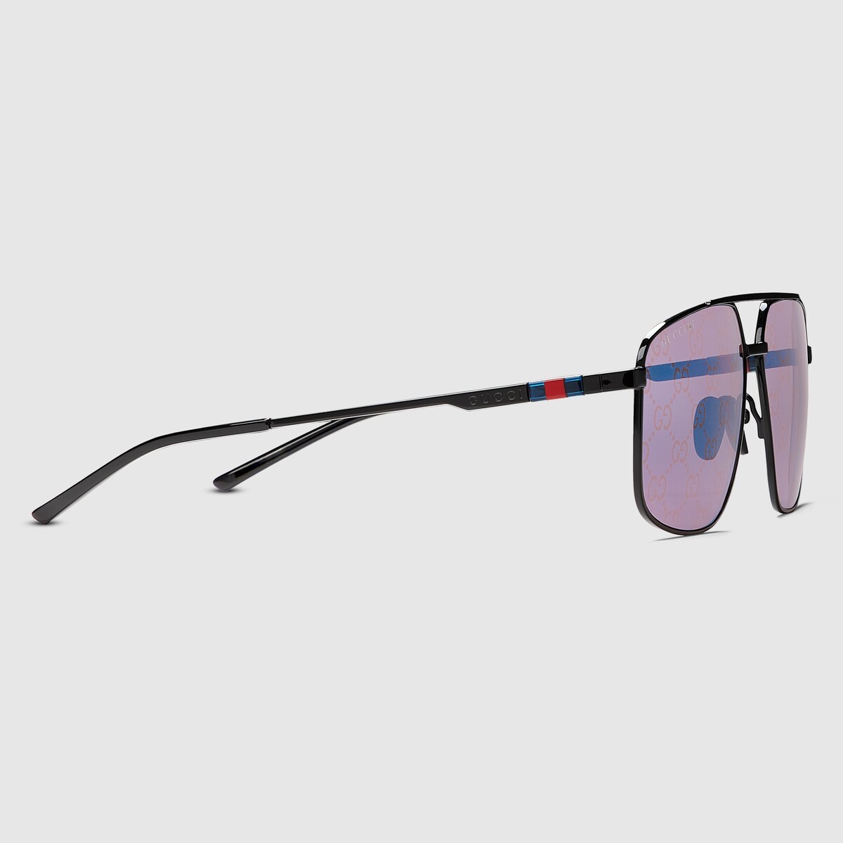 Navigator frame sunglasses in black GUCCI Canada