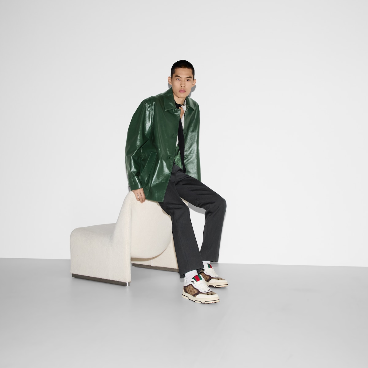 グッチ リウェブ〕メンズ スニーカー ・ベージュ＆エボニー GG