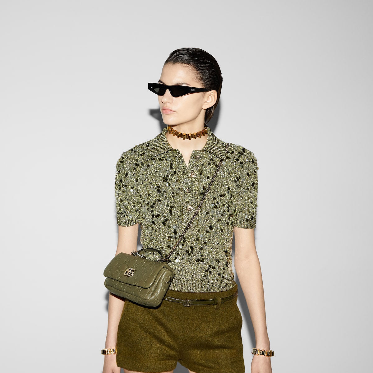 ショルダーバッグ・ポシェット depound Striped Terry Bag Green DP2436BG038MGNXX Multi Patch Shoulder Bag, Vegan Leather with Denim Look, Cat