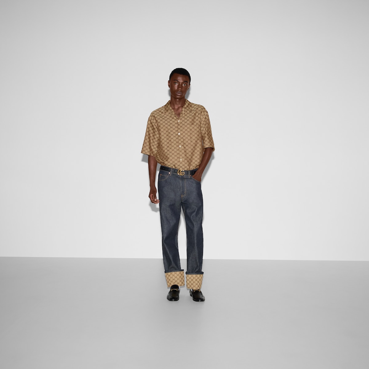 【関税＆送料込み】Gucci Gg BouclAC Overshirt GG linen blend canvas shirt in beige and blue | GUCCI® US