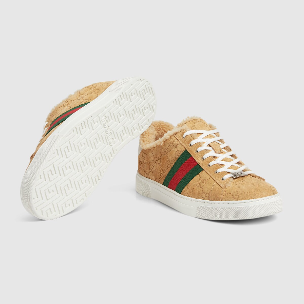 Zapatilla Ace con tribanda  para hombre en ante con GG beige GUCCI® ES
