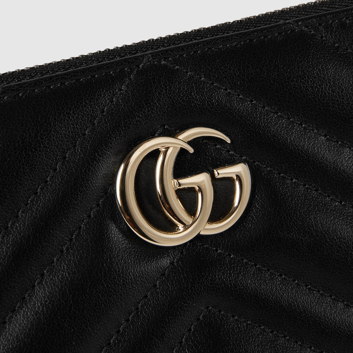 【関税&送料込】Gucci Cappuccino Leather Mini Marmont Clutch GG Marmont small pouch in black leather | GUCCI® US