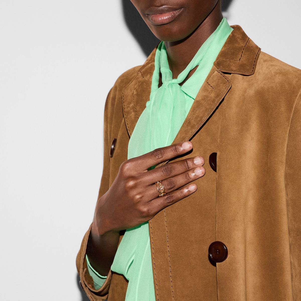 25SS グッチ GG Marmont interlinking wide ring リング 815470_I4600_8005_003_100_0000