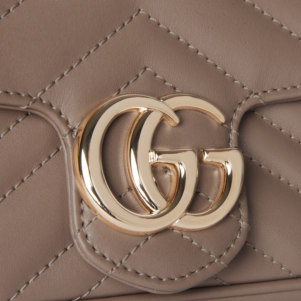 Gucci Gg Marmont Super Mini Bag 751526aacce 1742 main image 1