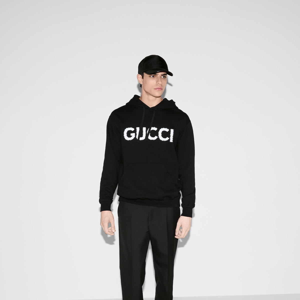 GUCCI確実正規品ロゴパーカースウェットMブラックフーデッド