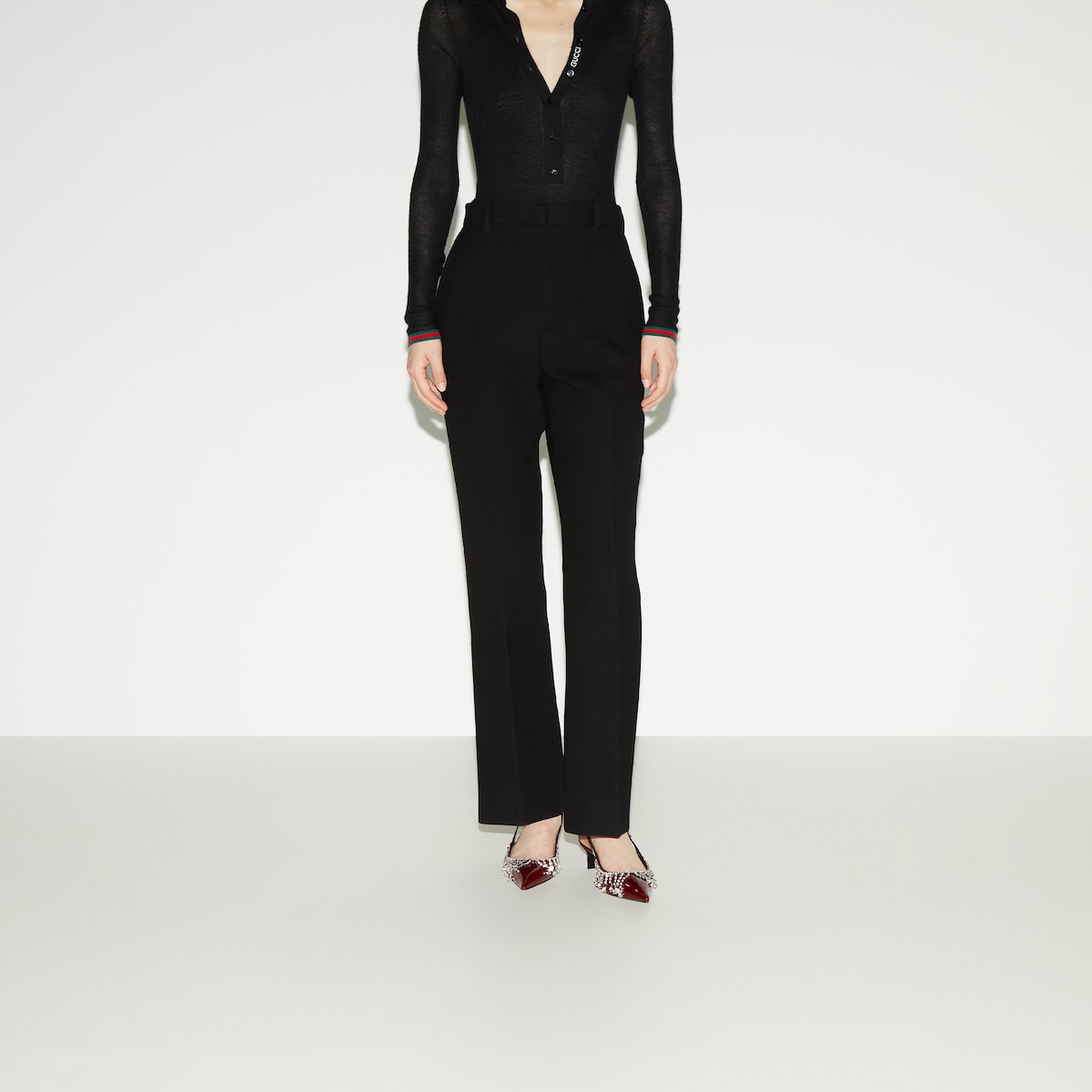 GUCCI ブラック サイドストライプ パンツ GUCCI 黒パンツ サイドストライプ付き 楽天市場】パンツ グッチ