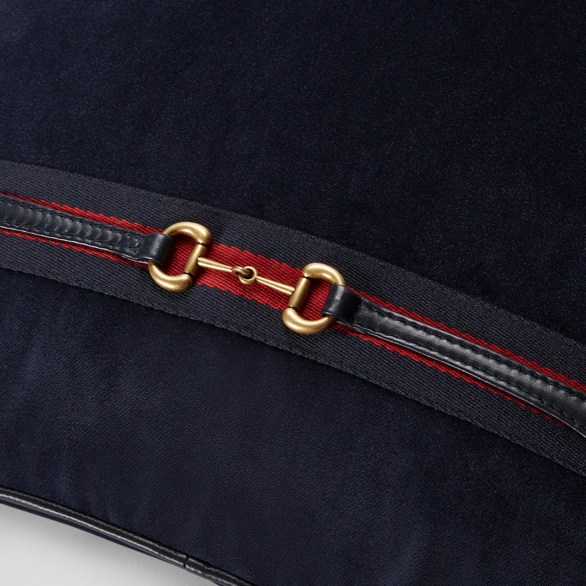 Velvet cushion with Horsebit