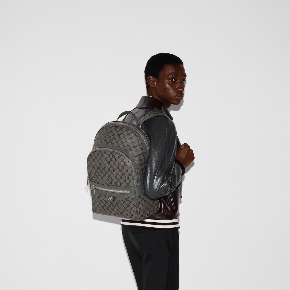 821938_FAEFH_8793_003_100_0000