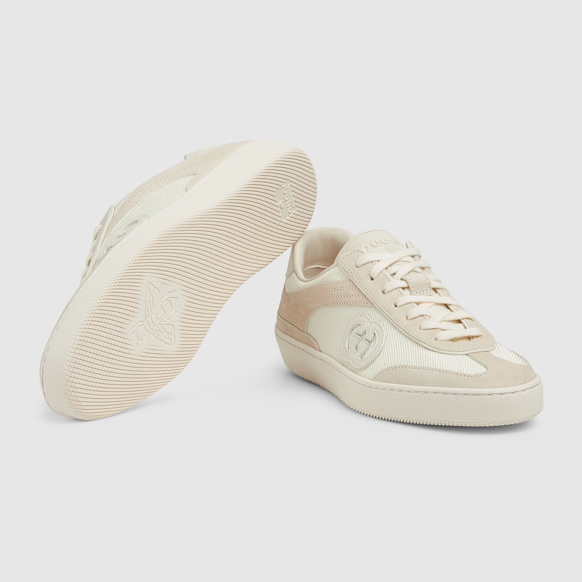 スニーカー GUCCI WOMENS SNEAKER WITH INTERLOCKING G Gucci Interlocking G Sneakers | Neutrals | FARFETCH