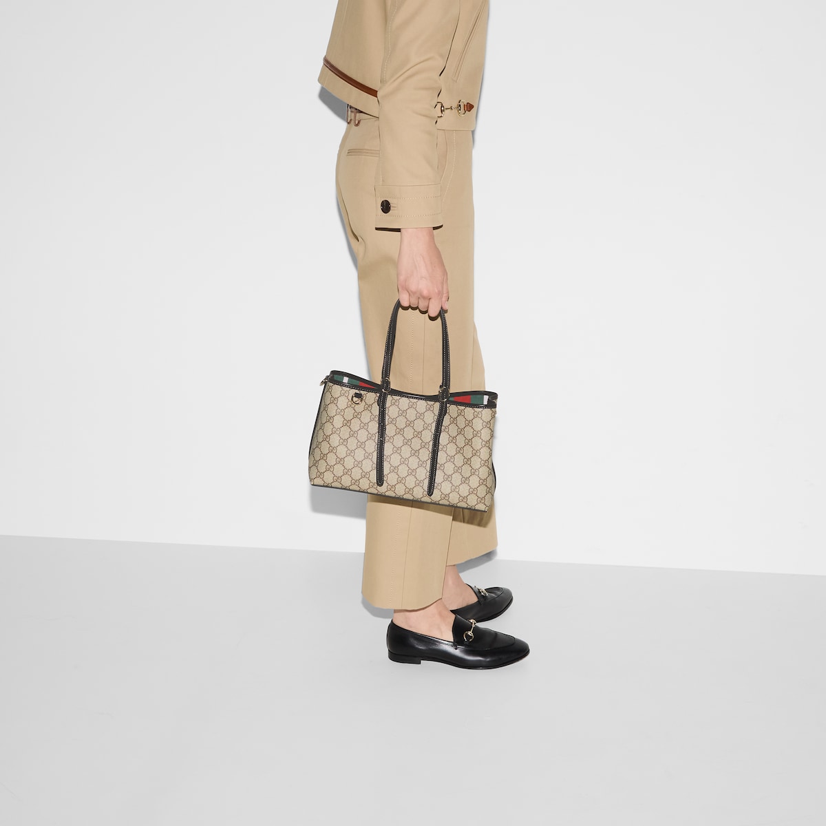 GG Emblem medium tote bag in beige and dark brown fabric