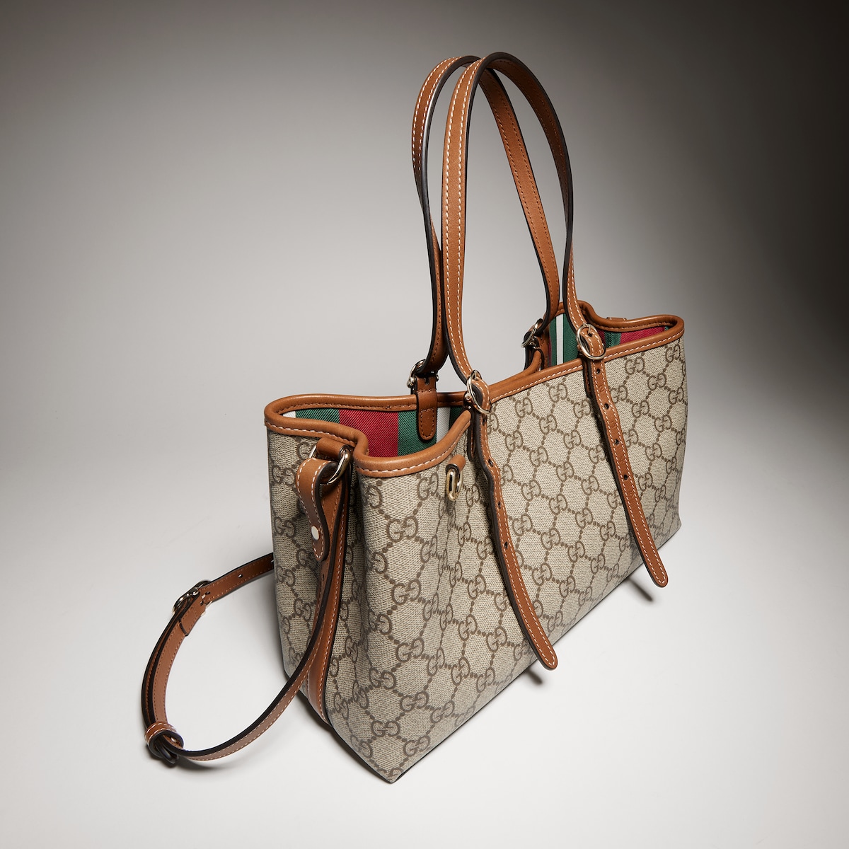 GG Emblem medium tote bag in beige and brown GG fabric - thumbnail 9
