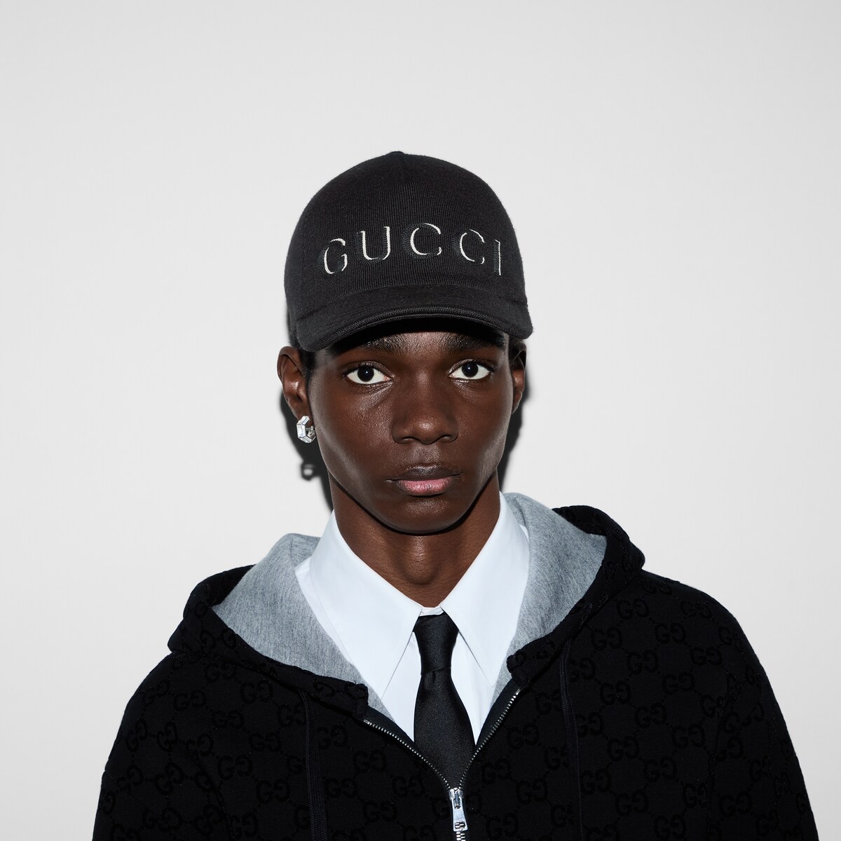 エンブロイダリー ウール ベースボールキャップブラック | GUCCI公式