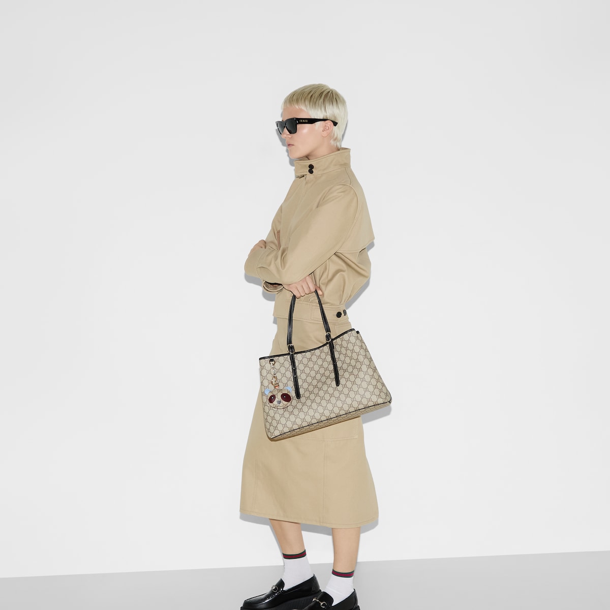 GG Emblem large tote bag in beige and brown GG fabric | GUCCI® US